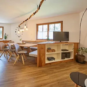 Apartment Hochwart Mit Eigenem Eingang Saalbach-Hinterglemm