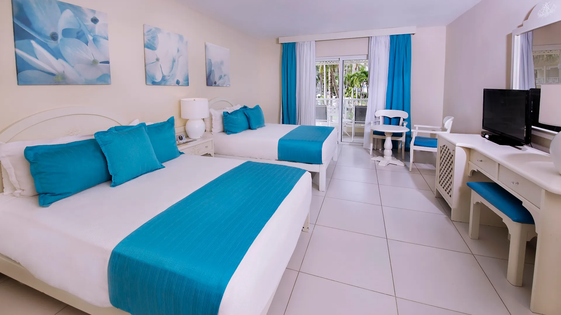 Vista Sol Punta Cana Hotel